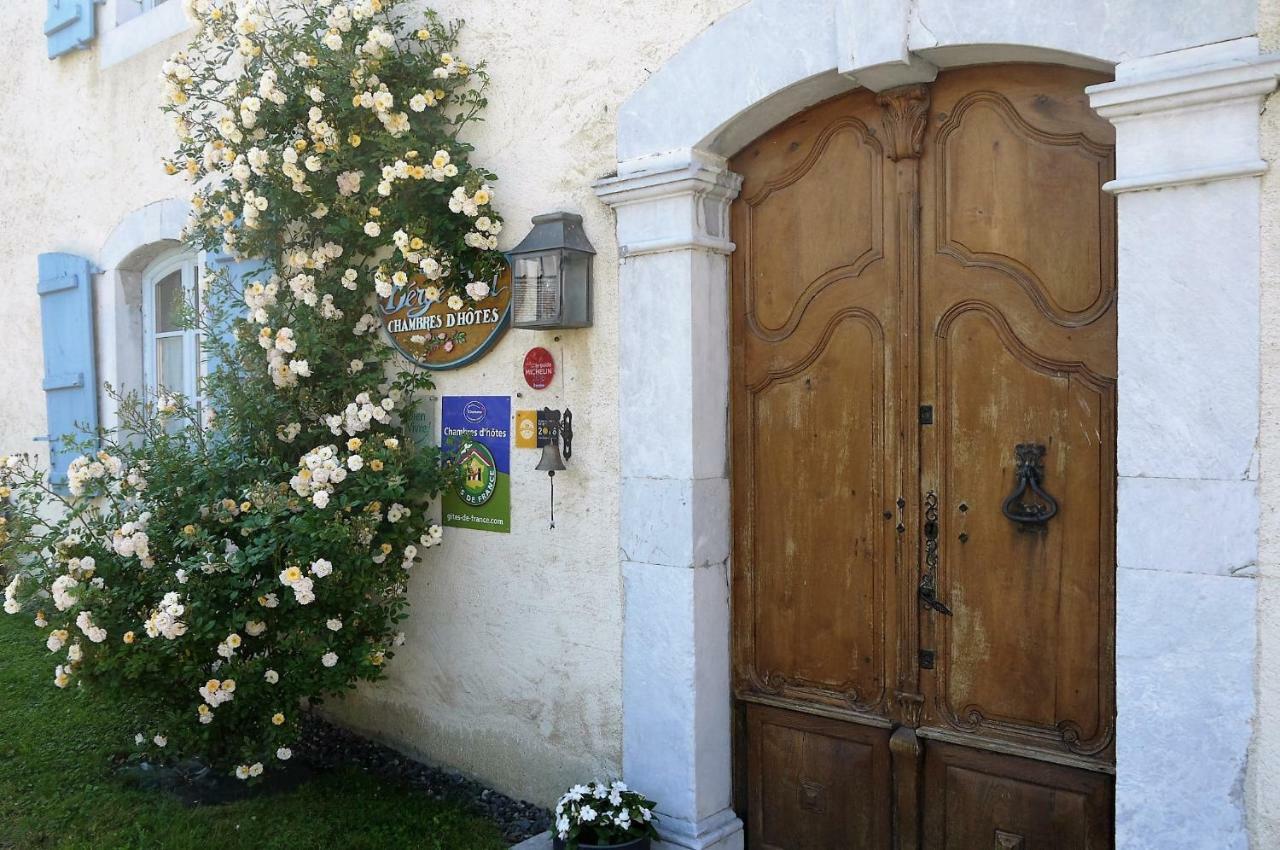 B&B Eth Berye Petit Beaucens Exteriör bild